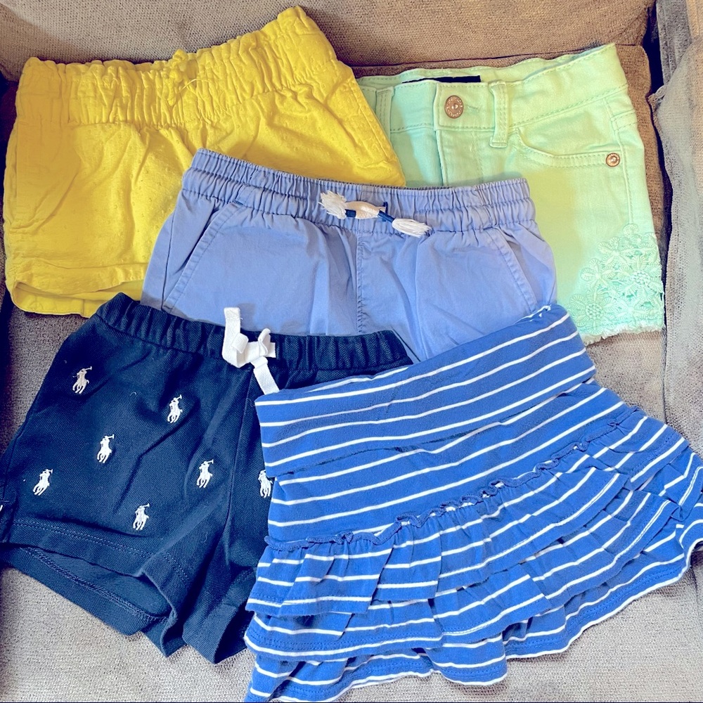 Lot of girls shorts Size 4T